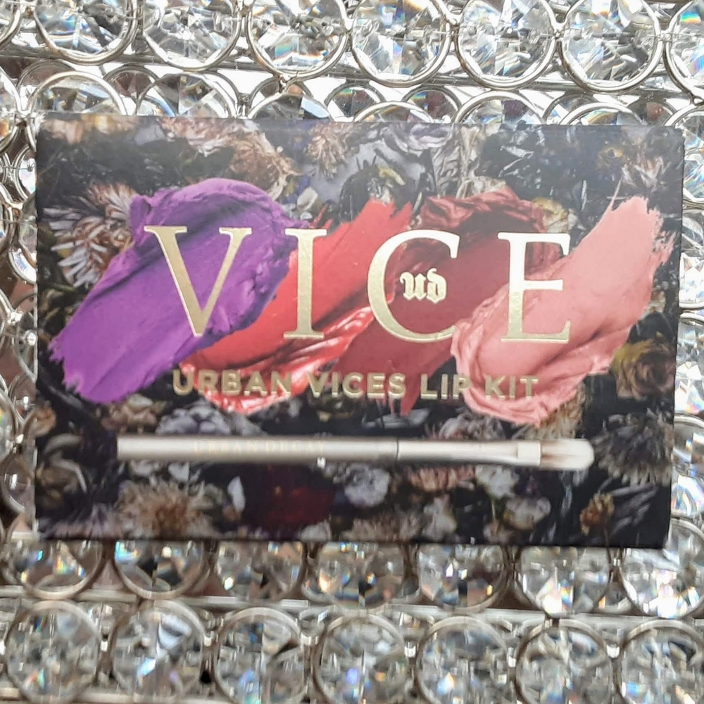 BNIB Urban Decay Urban Vices lip Kit